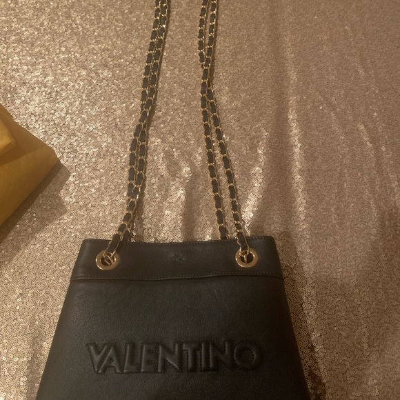 Brand new Valentino bag never worn - Picture 7 of 7